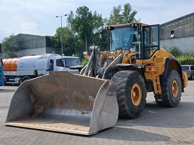 Колесный погрузчик Volvo L180H ŁADOWARKA KOŁOWA
