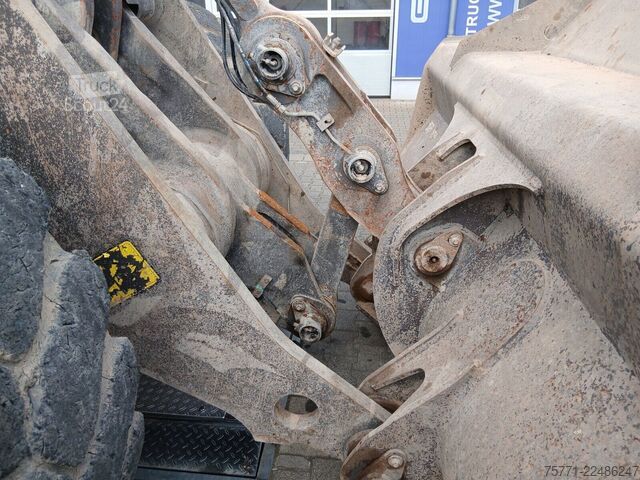 Ładowarka kołowa Volvo L180H ŁADOWARKA KOŁOWA