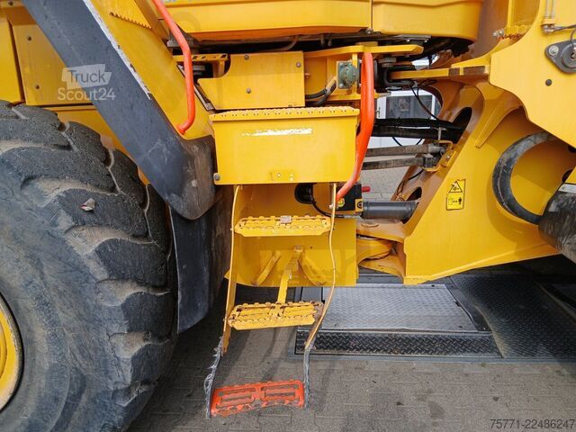 Ładowarka kołowa Volvo L180H ŁADOWARKA KOŁOWA