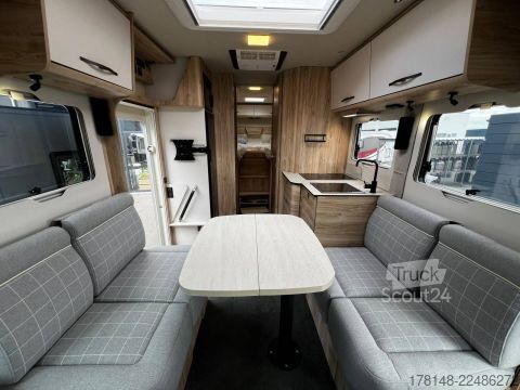 Integrētais kemperis Eura Mobil Integra Line GT 726 EF