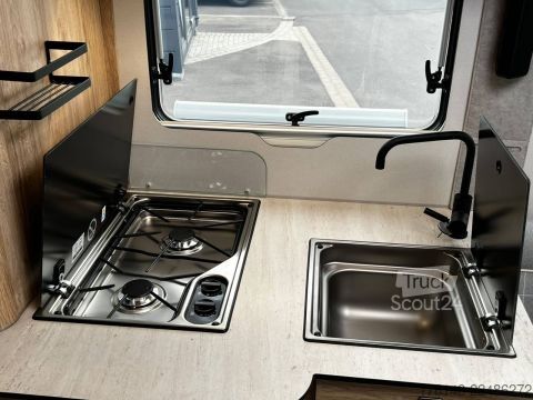 Integrētais kemperis Eura Mobil Integra Line GT 726 EF
