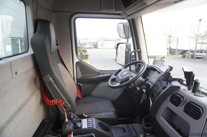 Vinçli platform Renault C280 DTI 8/ FASSI crane F135A.22/ 8units