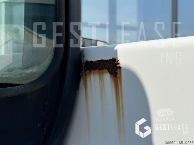 Chariot à mât rétractable T40180