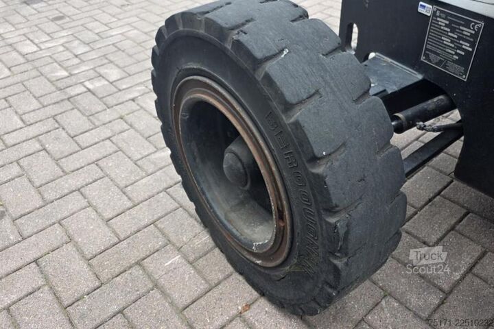 Gelenkteleskoparbeitsbühne Grove AMZ51E Electric, 4x2 Drive, 15.5m Working Height,