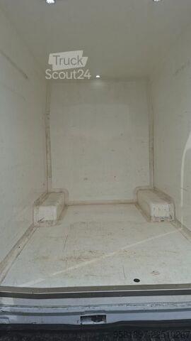 Furgoneta caja Ford Transit Cassone