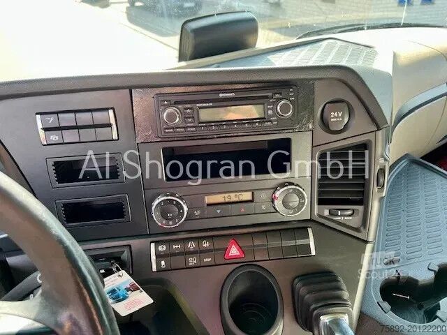 Estándar-SZM Mercedes-Benz Actros 1840 StreamSpace / Euro6