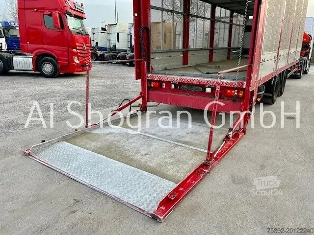 Rimorchio per cavalli Menke-Janzen 2 x Achsen PBW / Geflügeltransport