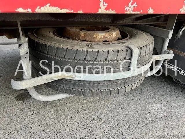 Atrelado para cavalos Menke-Janzen 2 x Achsen PBW / Geflügeltransport