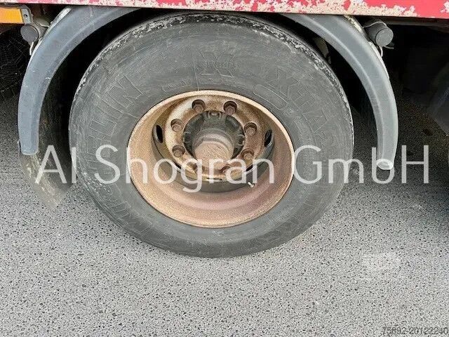 Atrelado para cavalos Menke-Janzen 2 x Achsen PBW / Geflügeltransport