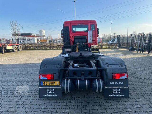 Gevaarlijke stoffen MAN TGS 24.320 6x2 / 71.629km!!! / EURO 6 / NL-truc...