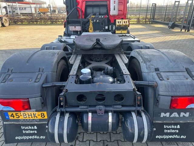 Gevaarlijke stoffen MAN TGS 24.320 6x2 / 71.629km!!! / EURO 6 / NL-truc...