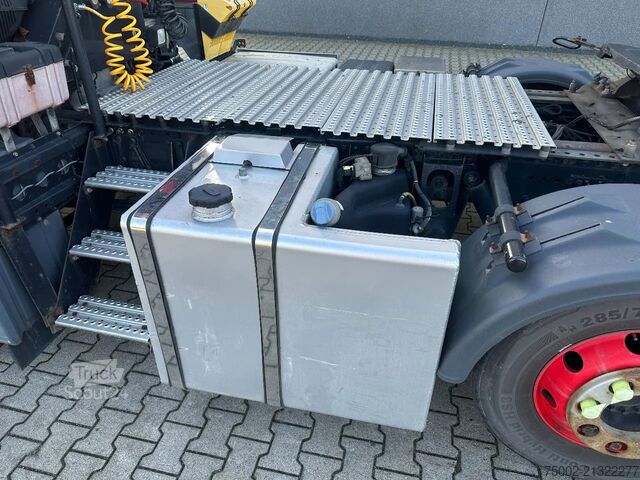 Gevaarlijke stoffen MAN TGS 24.320 6x2 / 71.629km!!! / EURO 6 / NL-truc...