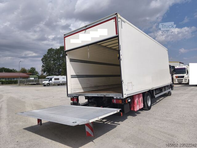 Dobozos MAN TGL 12.250
