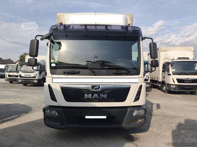 Tautliner MAN TGL 12.220