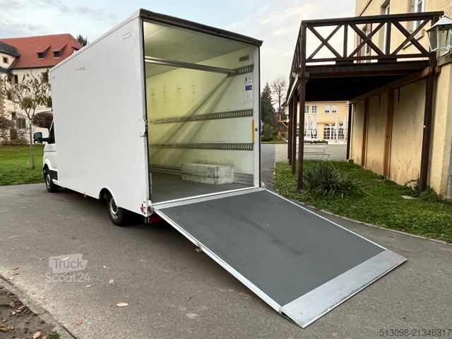 Dubă cu caroserie tip cutie VOLKSWAGEN CRAFTER 2.0TDI XXXL KOFFER RAMPE KAMERA 177 PS