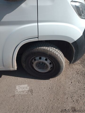 Wohnwagen/Wohnmobil 2023 Fiat Ducato Weinsberg Carabus | Manuale | L3H2