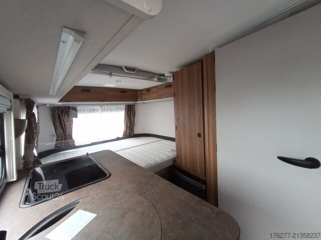 Potovalna prikolica Eriba Touring 430 Legend