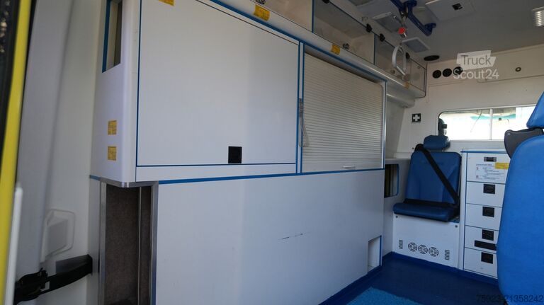 Ambulance Mercedes-Benz SPRINTER 319 CDI