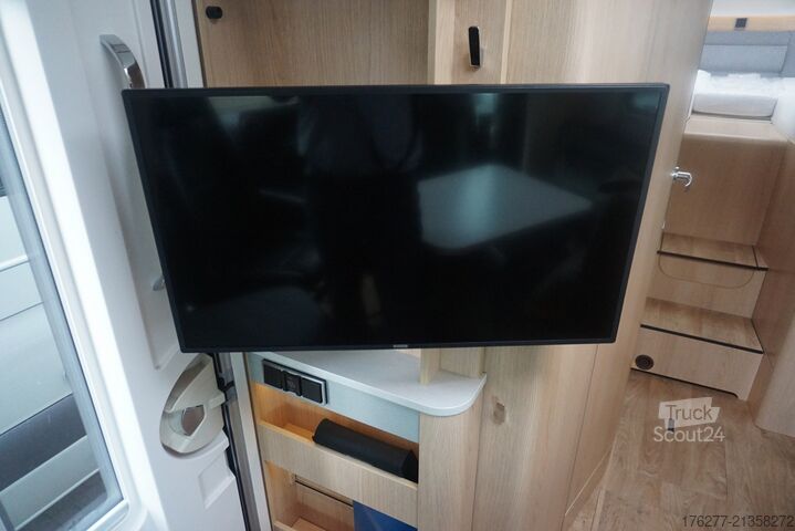 Semintegral Hymer B MC T 600 Mercedes WhiteLine