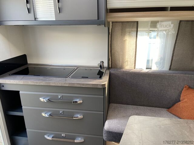 Caravana de turismo Hobby De Luxe 400 SFE