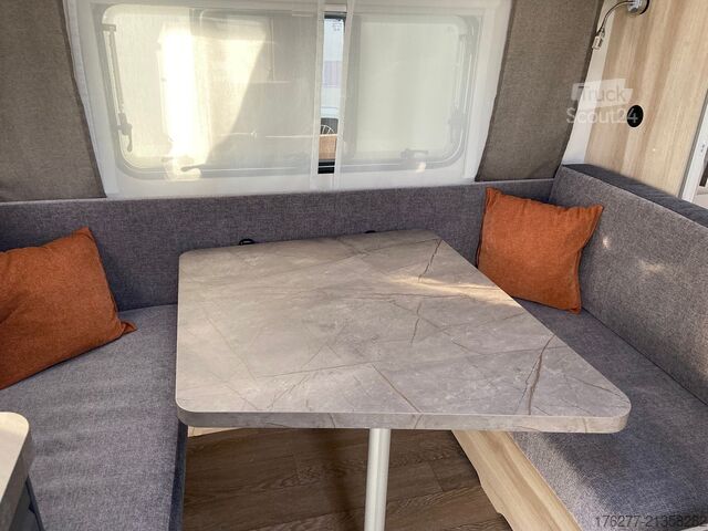 Caravana de turismo Hobby De Luxe 400 SFE