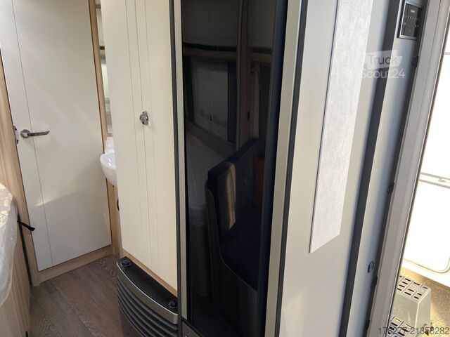 Caravana de turismo Hobby De Luxe 400 SFE