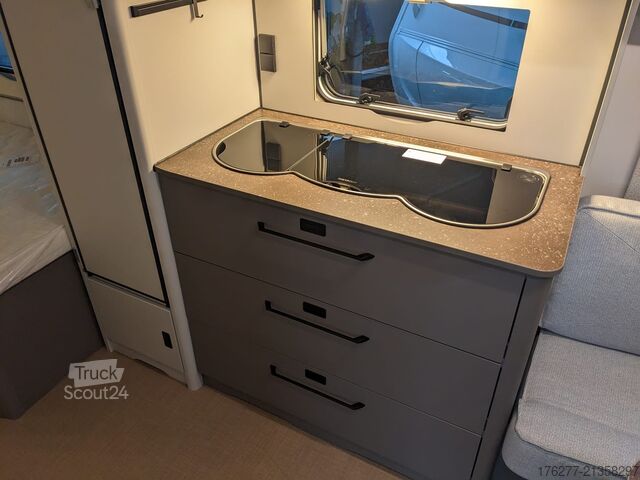 Kelioninis namelis ant ratų Burstner B66  465 TS