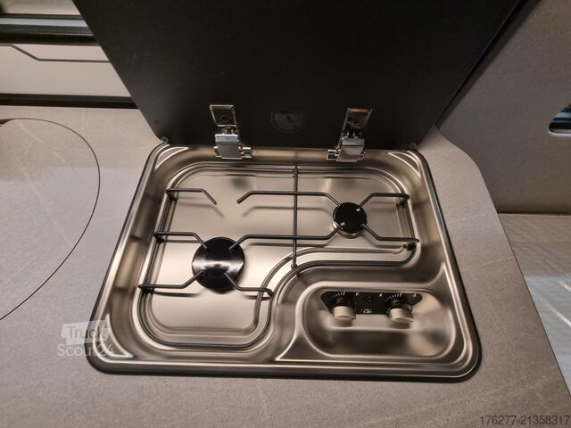 Путешествующий автоприцеп (туристический караван) Eriba Feeling 425