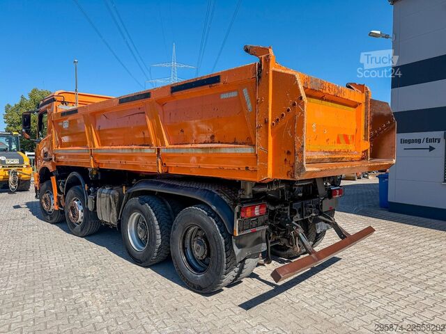 Dreiseitenkipper LKW MERCEDES-BENZ Arocs 3243 3.S.K Motorschaden