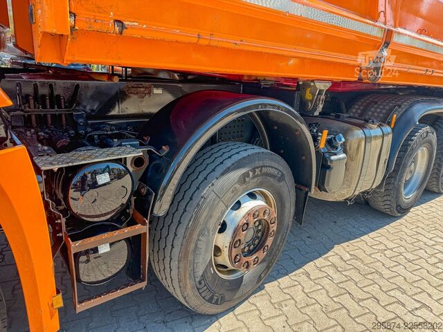 Dreiseitenkipper LKW MERCEDES-BENZ Arocs 3243 3.S.K Motorschaden