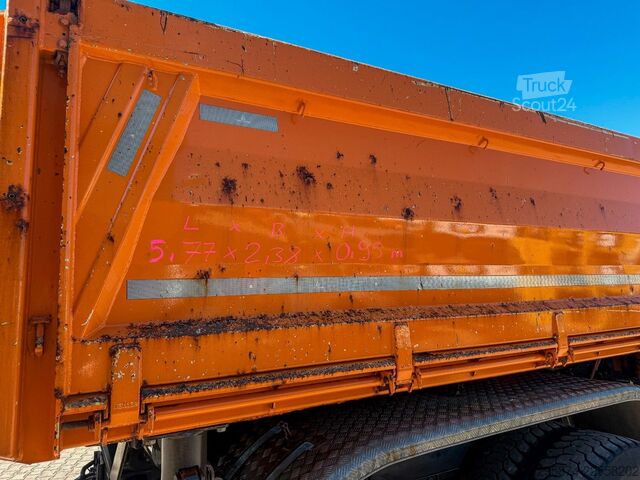 Dreiseitenkipper LKW MERCEDES-BENZ Arocs 3243 3.S.K Motorschaden