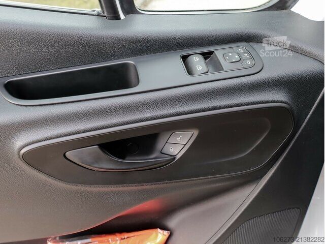 Van Mercedes-Benz Sprinter 215CDI Pritsche,3.259mmRadstand,MBUX