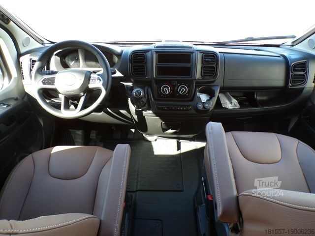 Ημιενσωματωμένο αυτοκινούμενο τροχόσπιτο BÜRSTNER Lyseo TD 594 5 weitere Varianten verfügbar