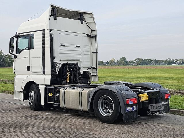 Estándar-SZM M.A.N. 18.460 TGX