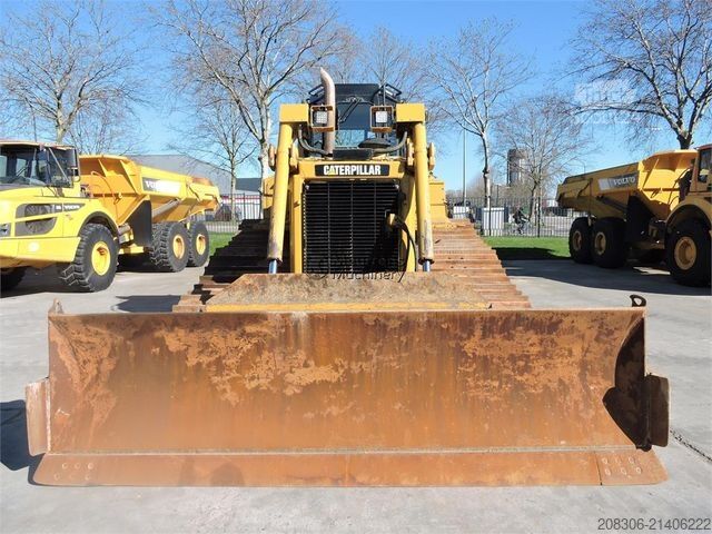 Straßenwalze CATERPILLAR D6T