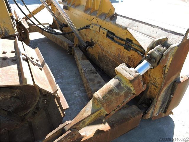 Straßenwalze CATERPILLAR D6T