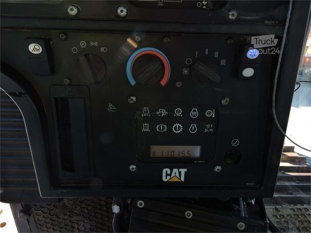 Straßenwalze CATERPILLAR D6T