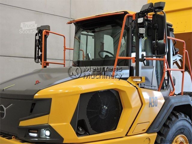 Sonstige VOLVO A30J