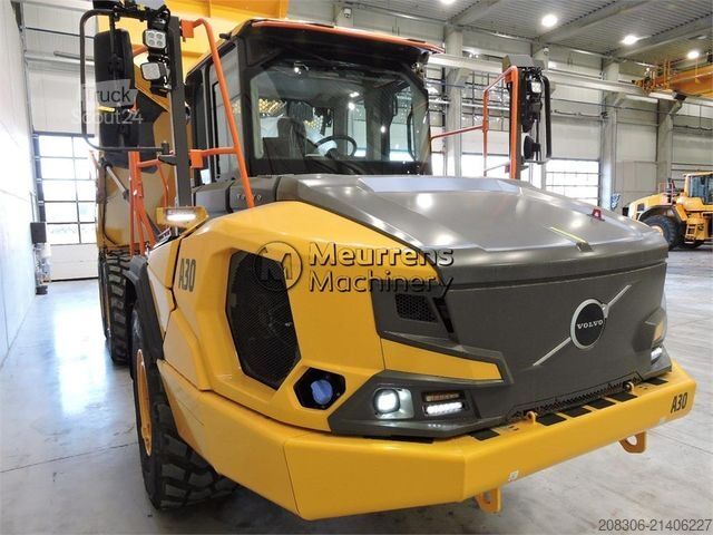 Sonstige VOLVO A30J