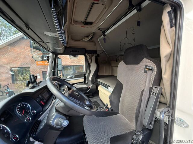 Standard-SZM MAN TGX 18.460 XLX 2X Tank 556.071KM!