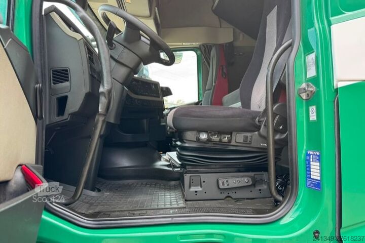 Standart çekici ünitesi VOLVO FH-460 4x2