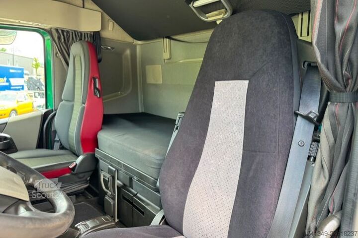 Standart çekici ünitesi VOLVO FH-460 4x2
