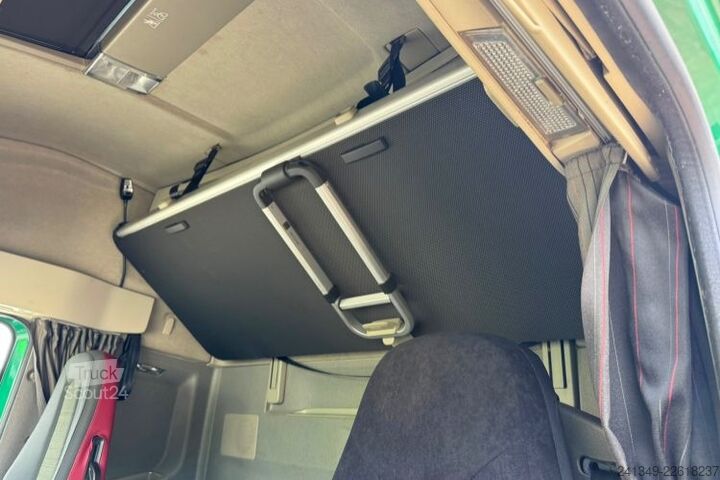 Standart çekici ünitesi VOLVO FH-460 4x2