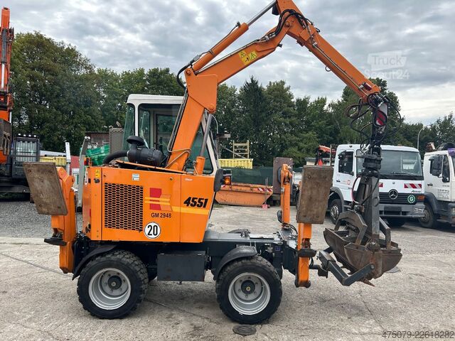 Excavadora móvil Kiefer Boki 4551 / 4x4x4 / Teleskop / Friedhofsb