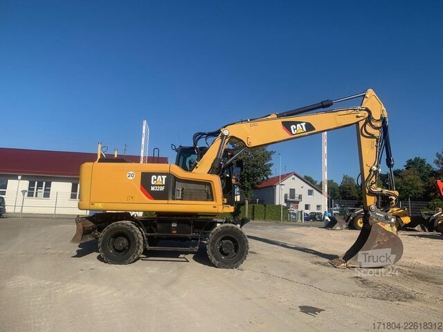 Pelle sur pneus Caterpillar M320F