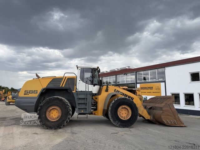Chargeuse Liebherr L586 2plus2