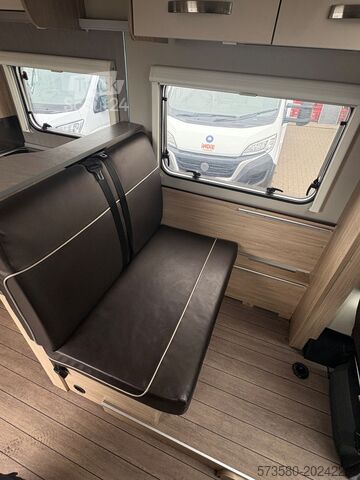 Ημι-ενσωματωμένο αυτοκινούμενο τροχόσπιτο Fiat Ducato Carasuite 650 MF Teilintegriert | Voll ausgestattet