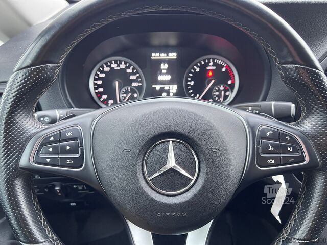 Panelbil lång Mercedes-Benz Vito lang automatik Distronik 2xPDC