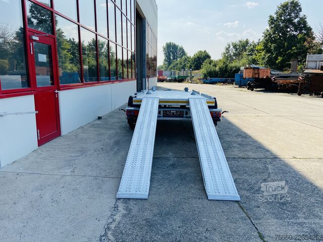 Remolque Möslein TMH 2  14 t Tandem- Ballast- Anhänger,geschlossenen BodenNeufahrzeug