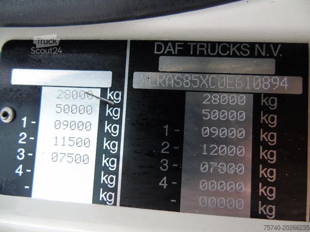 Vrachtwagen met kraan DAF CF 85.380 + MANUAL + HMF 1680 + HYVA